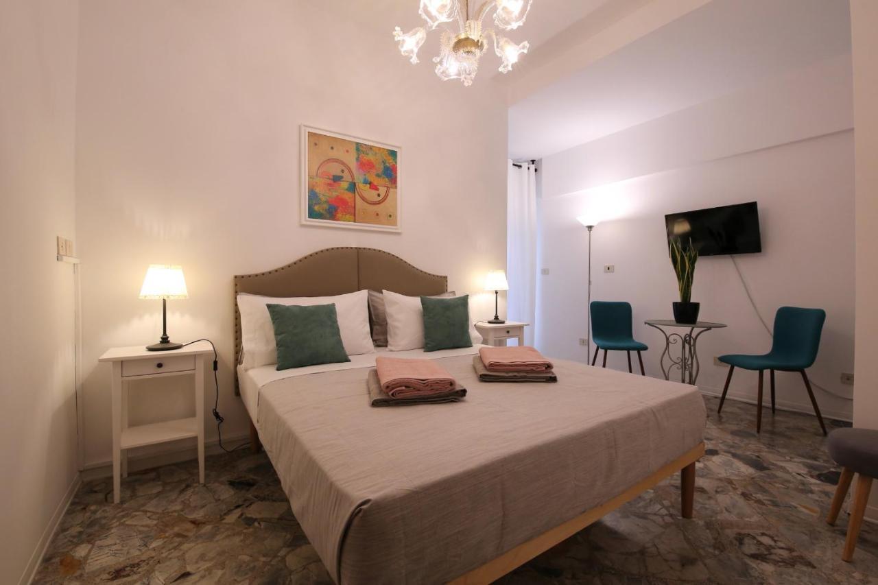 Cavour & Savoia Hotel Bari Buitenkant foto