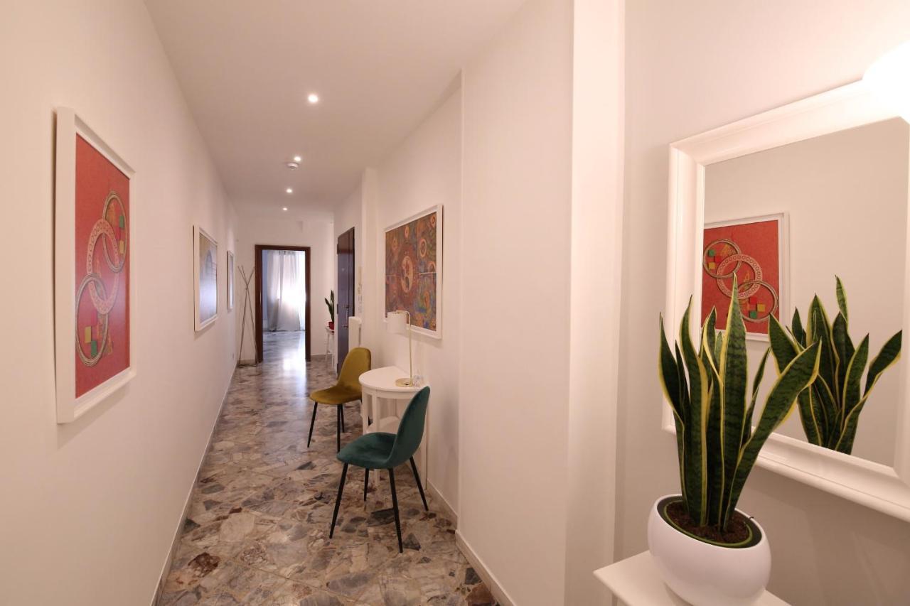 Cavour & Savoia Hotel Bari Buitenkant foto