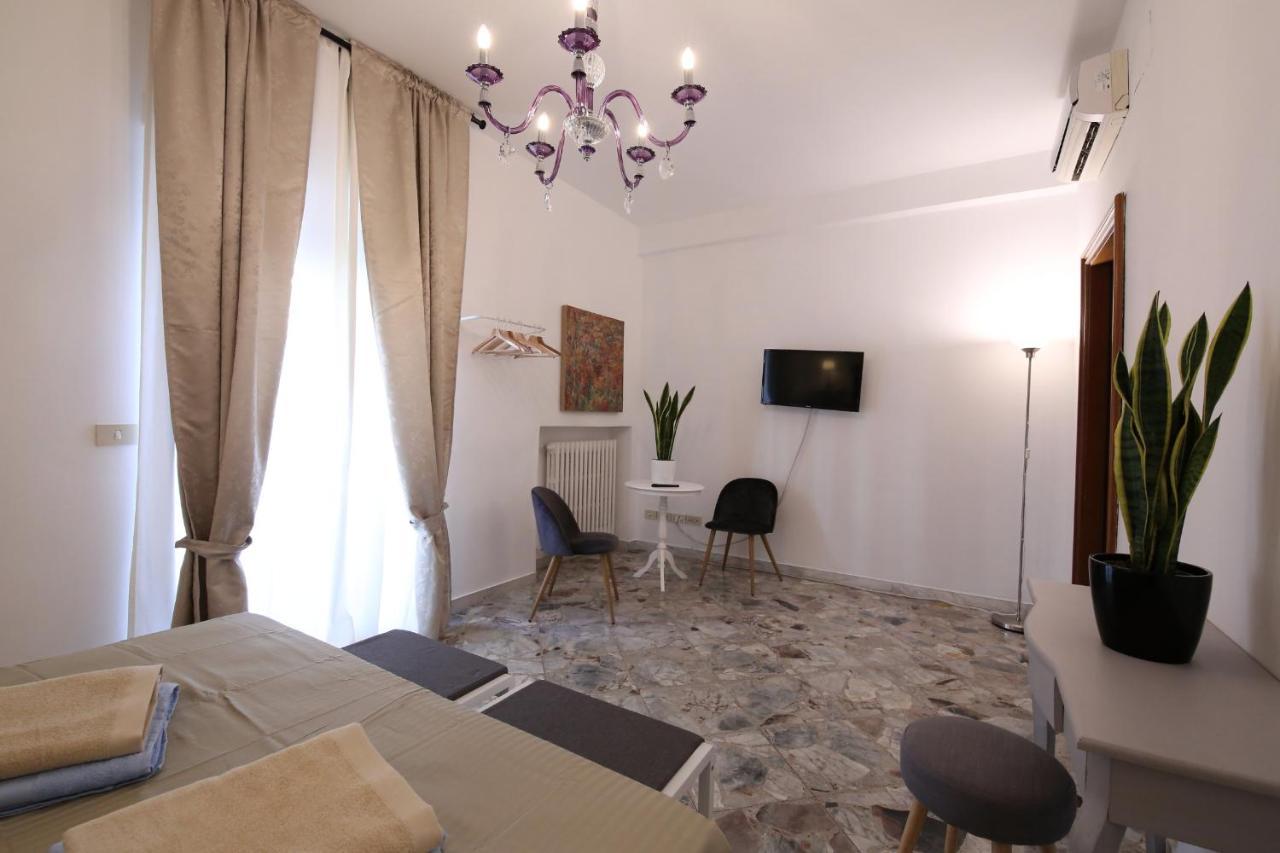 Cavour & Savoia Hotel Bari Buitenkant foto