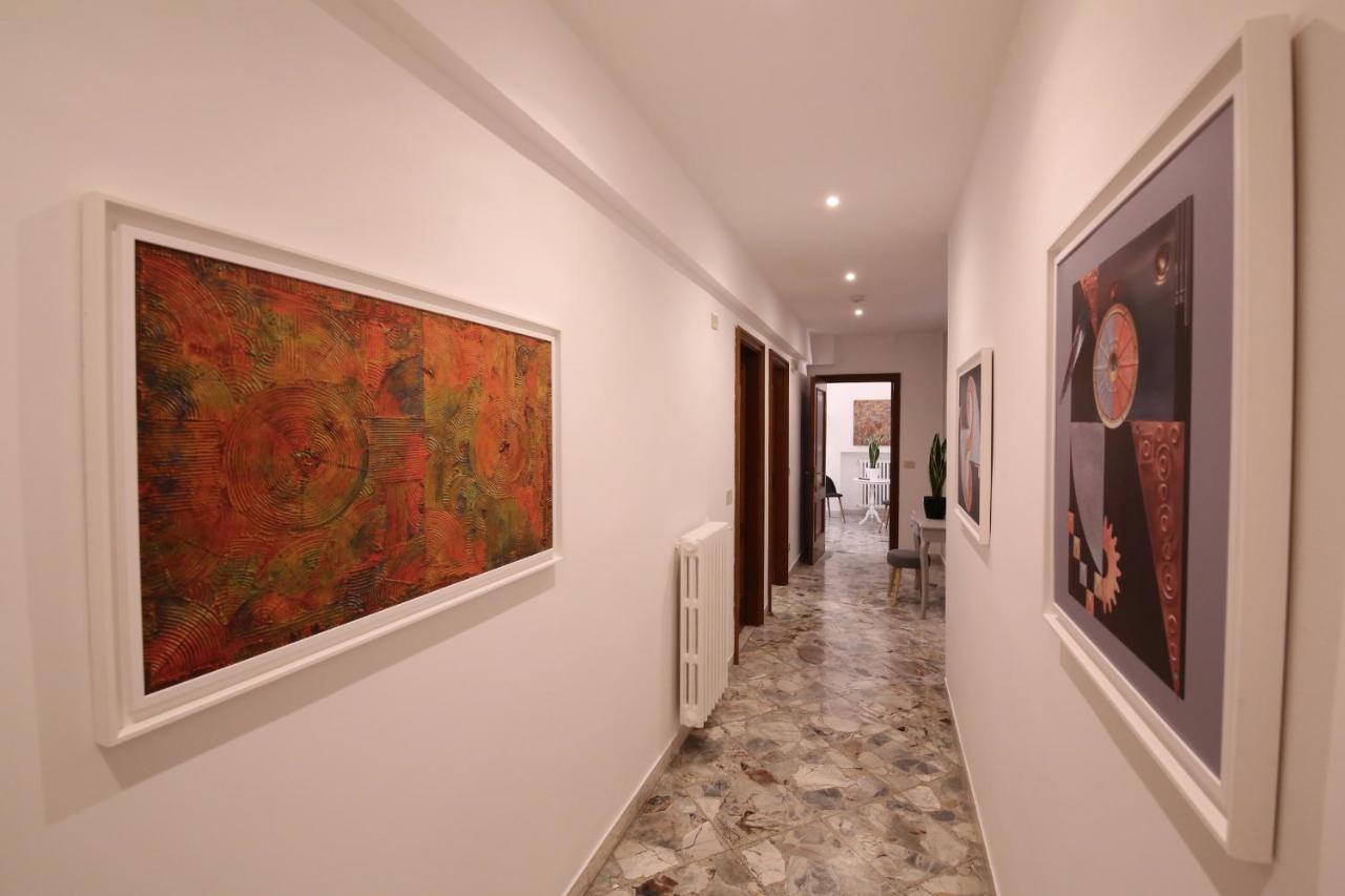 Cavour & Savoia Hotel Bari Buitenkant foto